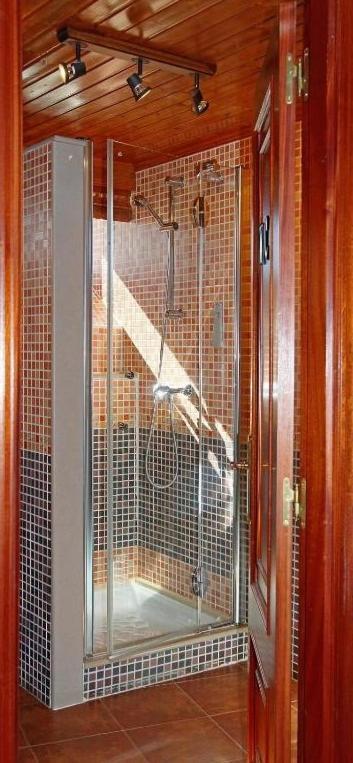 Aqua Rooms Sarria Luaran gambar